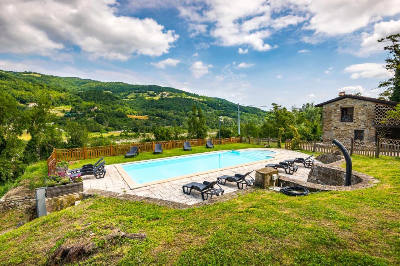 Agriturismo Il Salice Tizzano Val Parma エクステリア 写真