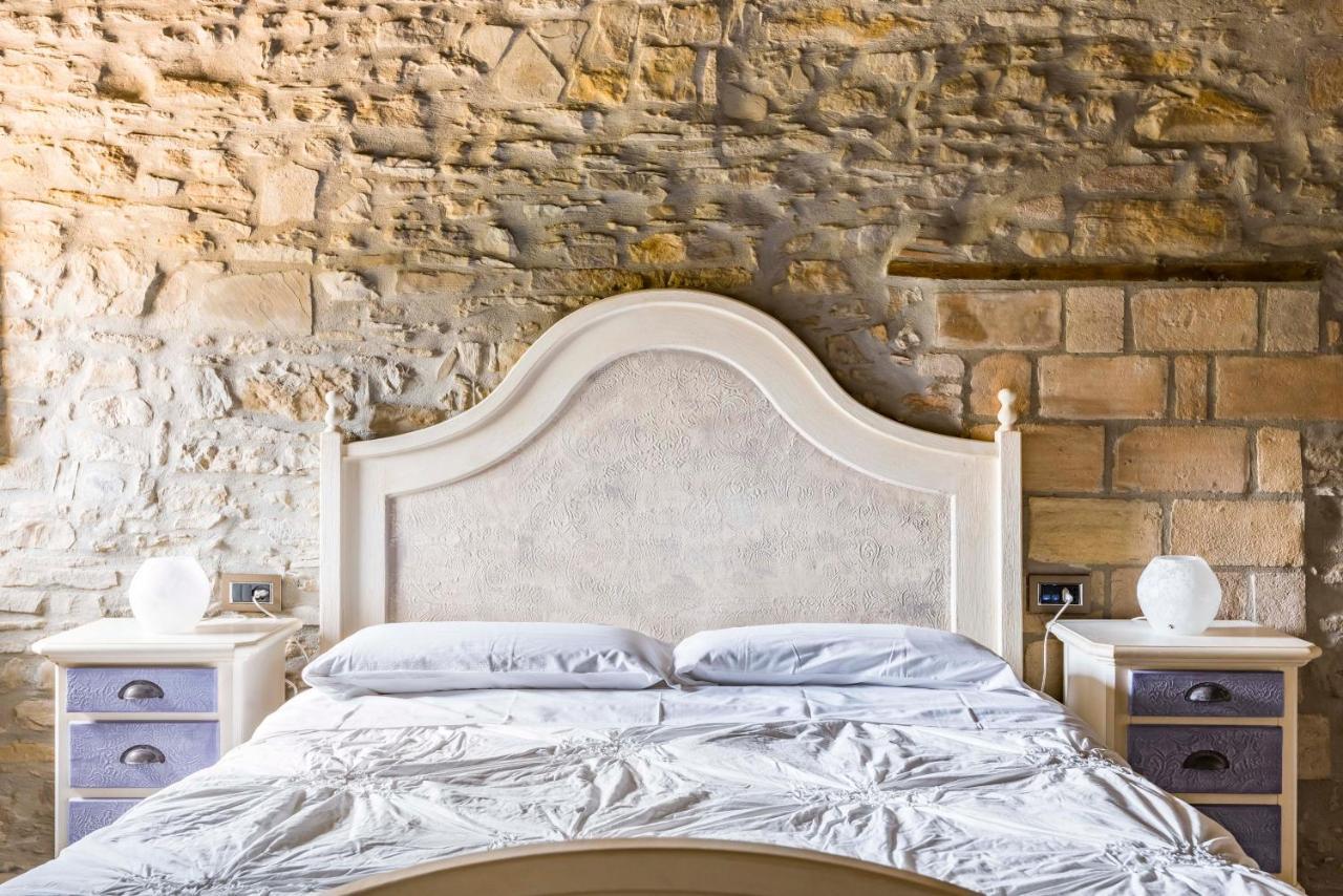 Agriturismo Il Salice Tizzano Val Parma エクステリア 写真