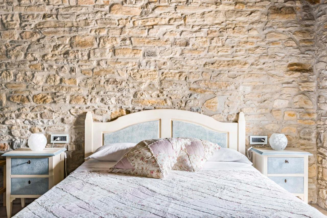 Agriturismo Il Salice Tizzano Val Parma エクステリア 写真