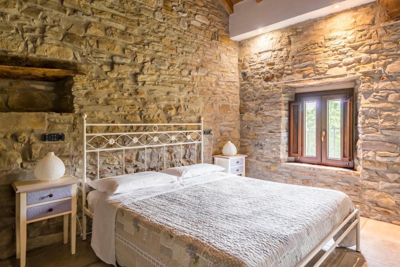 Agriturismo Il Salice Tizzano Val Parma エクステリア 写真
