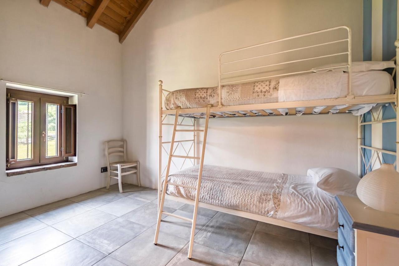 Agriturismo Il Salice Tizzano Val Parma エクステリア 写真