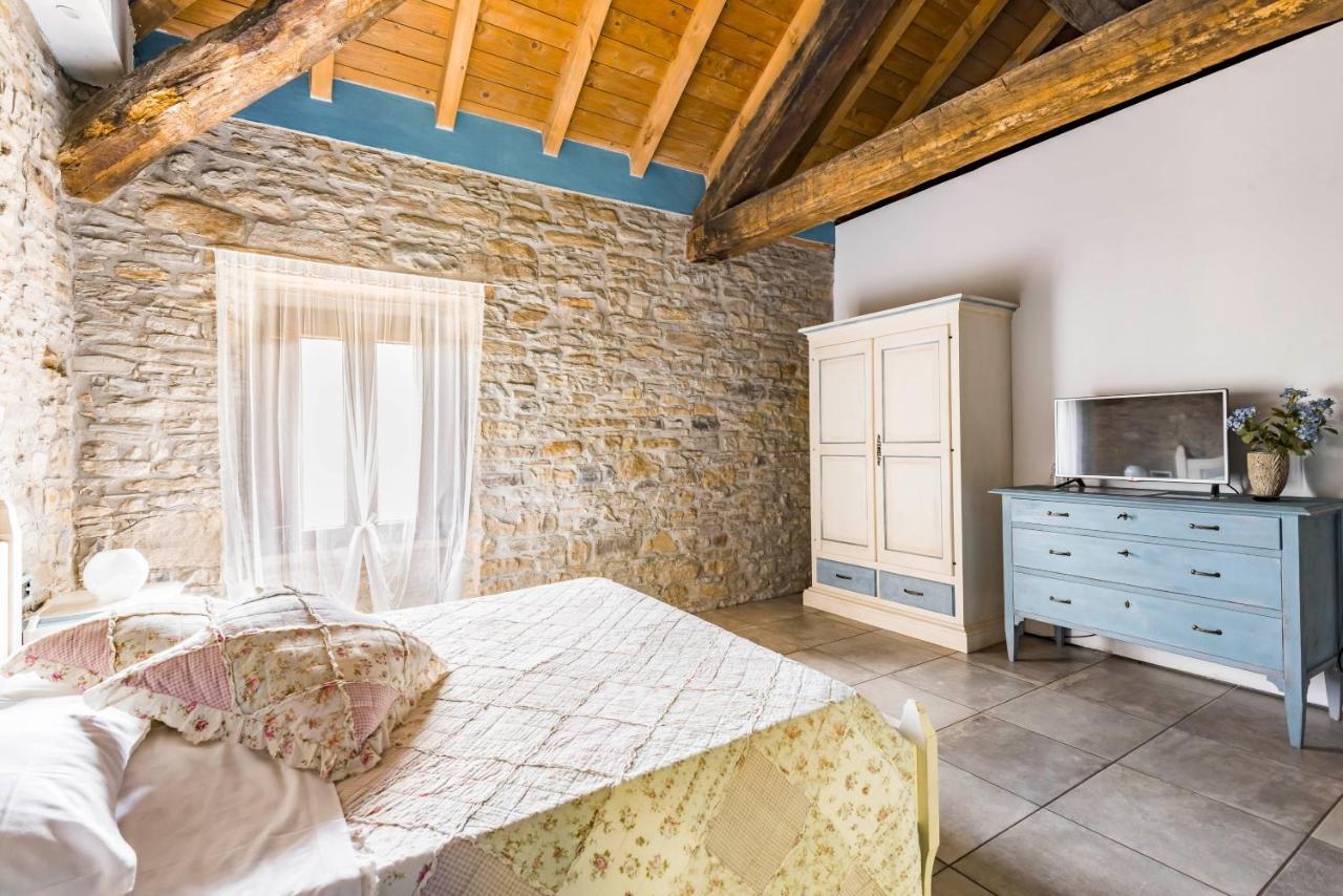 Agriturismo Il Salice Tizzano Val Parma エクステリア 写真