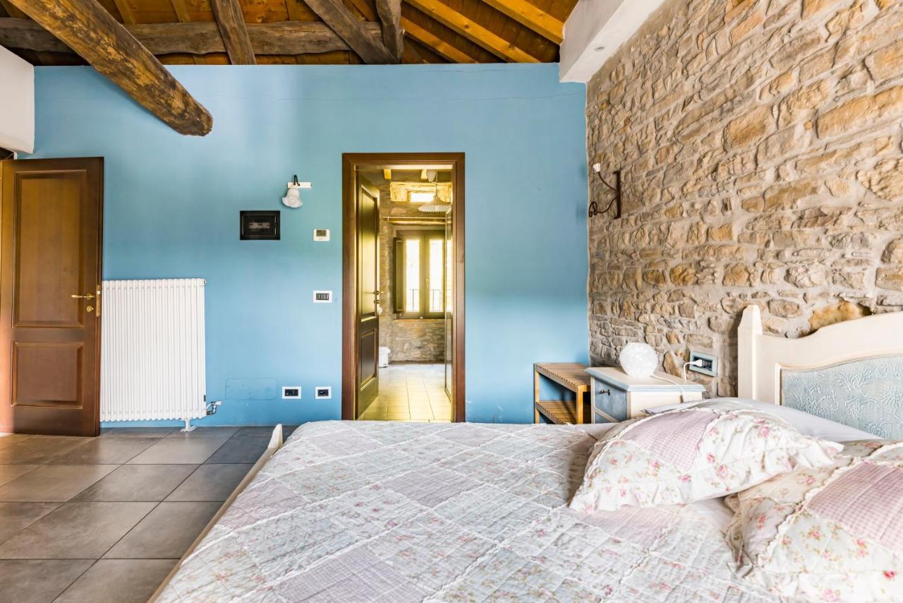 Agriturismo Il Salice Tizzano Val Parma エクステリア 写真