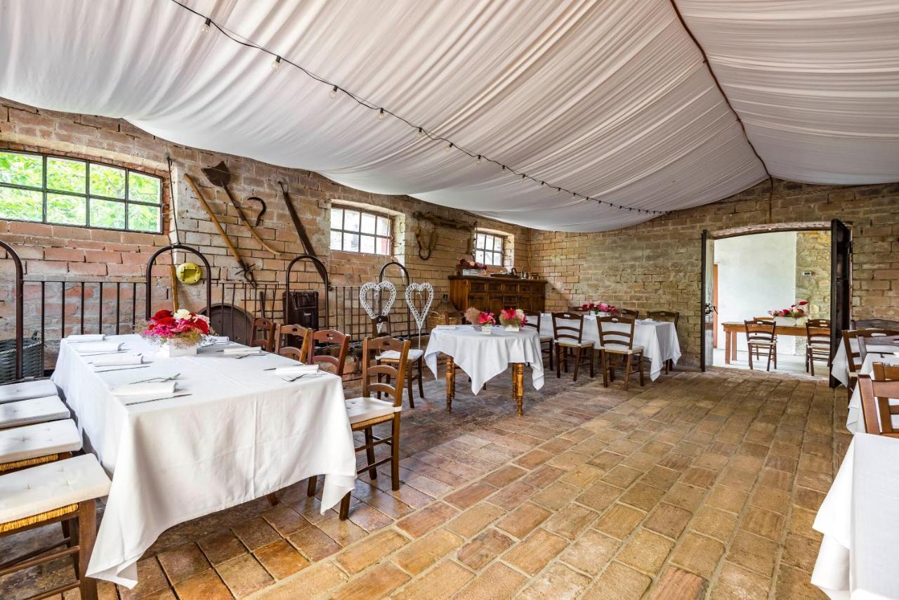 Agriturismo Il Salice Tizzano Val Parma エクステリア 写真