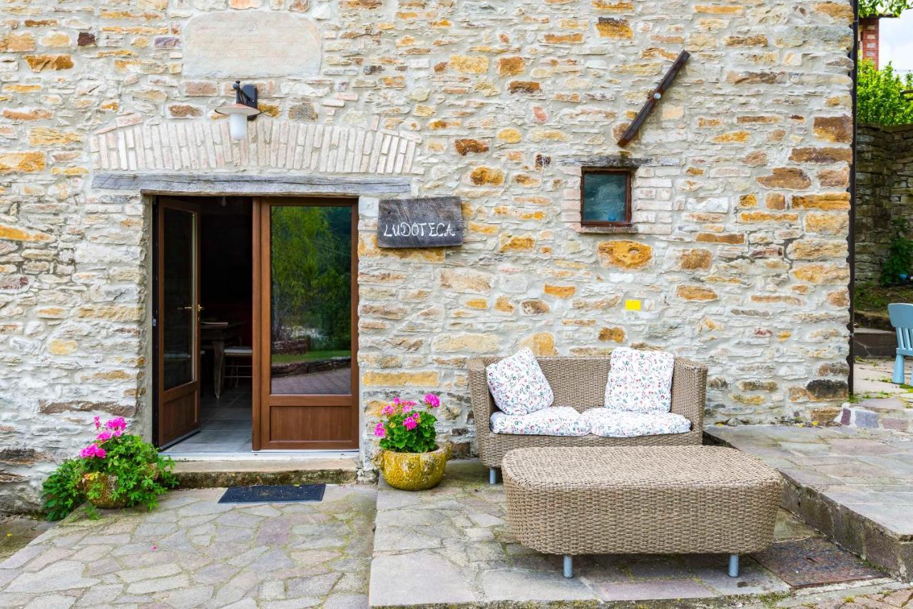Agriturismo Il Salice Tizzano Val Parma エクステリア 写真