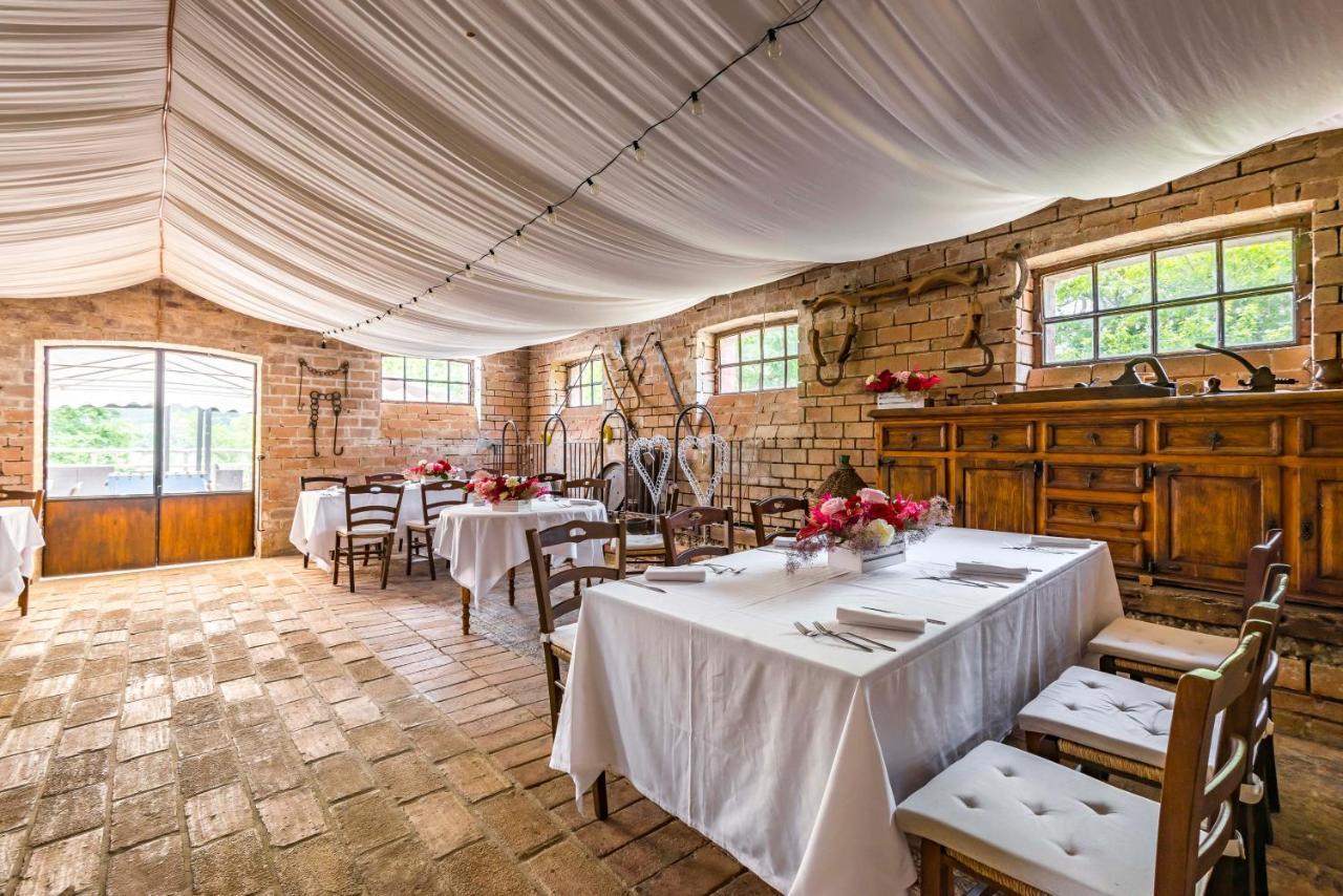 Agriturismo Il Salice Tizzano Val Parma エクステリア 写真