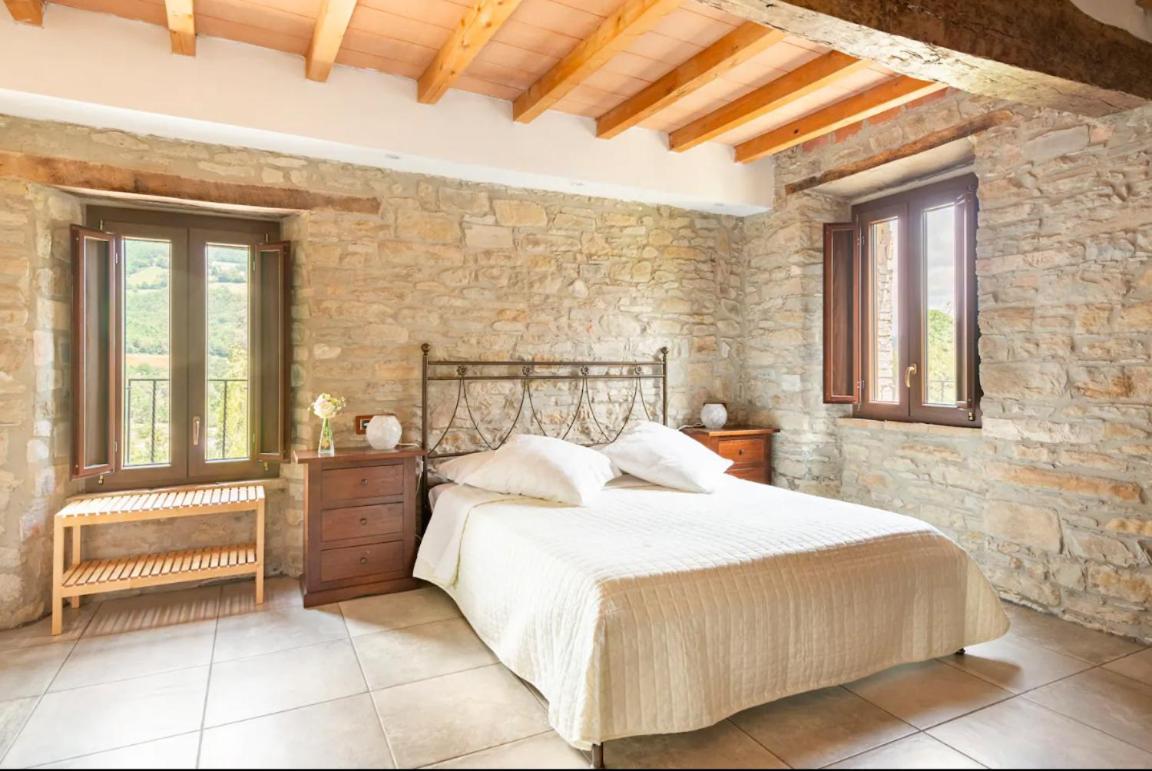 Agriturismo Il Salice Tizzano Val Parma エクステリア 写真