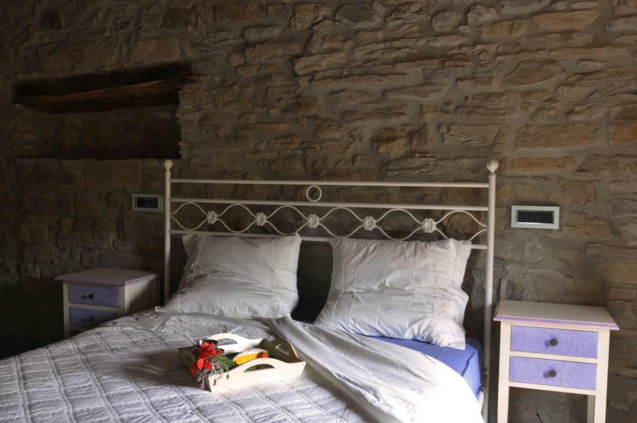 Agriturismo Il Salice Tizzano Val Parma エクステリア 写真